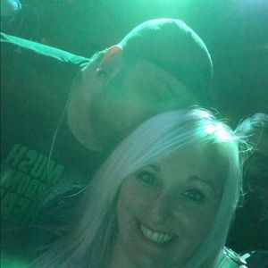 Meet your Posher, Leslie